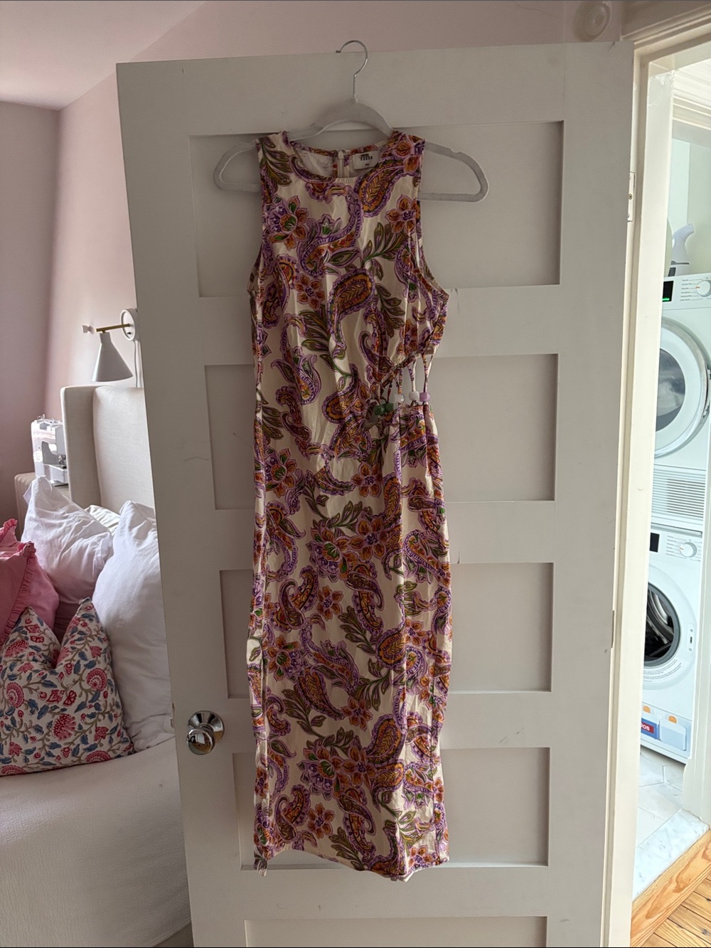 Sleeveless Midi Dress in Pink Paisley Print